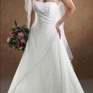 Maggie Sottero 8 Wedding Dress